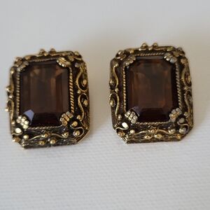 Vintage TARA Goldtone Emerald Cut Brown  Glass Clip Earrings